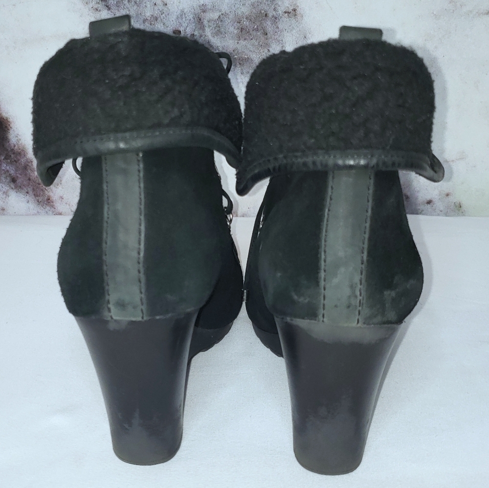Tommy Hilfiger Zaria black suede wedge boot sz 7.5 - Picture 6 of 11